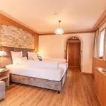 شقة فندقية Garni Tina