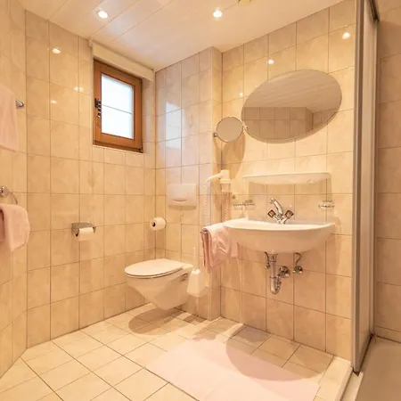 Garni Tina Hotel apartamentowy